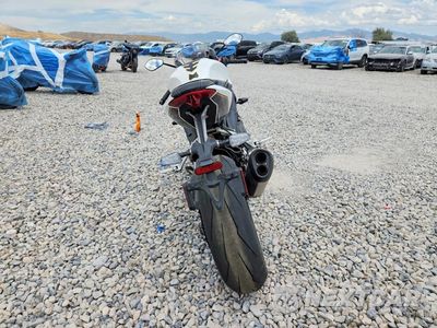 Czwarte zdjęcie samochodu z boku: 2024 TRIUMPH MOTORCYCLE SPEED TRIPLE 1200 RR VIN:SMTP02ST7RTBM8146 - miniatura