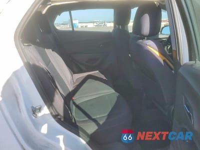 Zdjęcie 10 z 12 samochodu: 2017 CHEVROLET TRAX LS VIN:3GNCJKSB0HL257461 - miniatura
