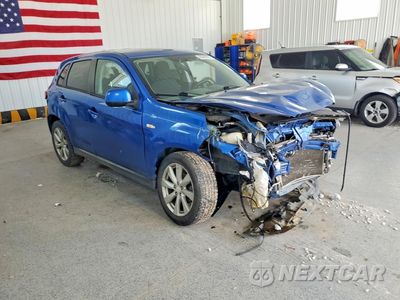 Czwarte zdjęcie samochodu z boku: 2015 MITSUBISHI OUTLANDER SPORT ES VIN:4A4AP3AU2FE002761 - miniatura