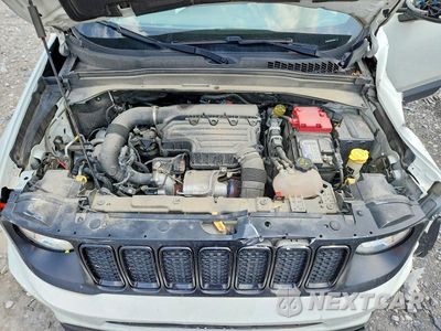 Zdjęcie 12 z 13 samochodu: 2022 JEEP RENEGADE ALTITUDE VIN:ZACNJDE19NPN48461 - miniatura
