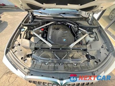 Zdjęcie 9 z 13 samochodu: 2025 BMW X7 XDRIVE40I VIN:5UX23EM0XS9X97121 - miniatura