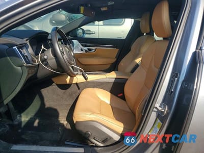 Zdjęcie 7 z 12 samochodu: 2018 VOLVO S90 T6 MOMENTUM VIN:LVY992MK8JP020423 - miniatura