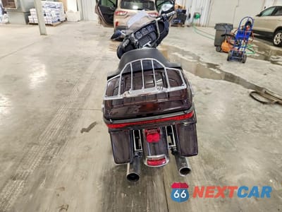 Czwarte zdjęcie samochodu z boku: 2014 HARLEY-DAVIDSON FLHTCU ULTRA CLASSIC ELECTRA GLIDE VIN:1HD1FCM10EB692911 - miniatura