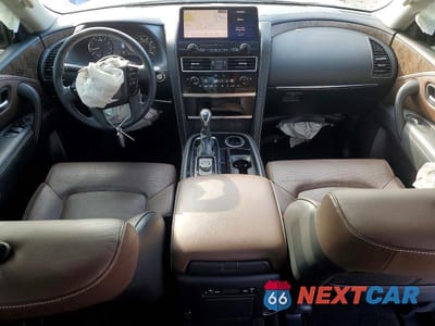 Zdjęcie 8 z 13 samochodu: 2023 INFINITI QX80 PREMIUM SELECT VIN:JN8AZ2AF9P9755330 - miniatura