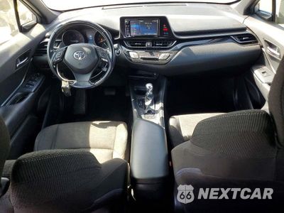 Zdjęcie 8 z 13 samochodu: 2018 TOYOTA C-HR XLE PREMIUM VIN:JTNKHMBX2J1011138 - miniatura