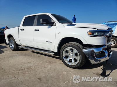 Czwarte zdjęcie samochodu z boku: 2026 RAM 1500 BIG HORN/LONE STAR VIN:1C6SRFFT4TN375410 - miniatura