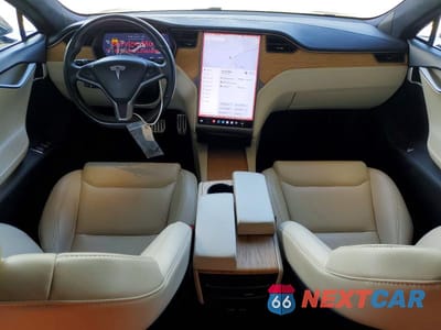 Zdjęcie 8 z 13 samochodu: 2020 TESLA MODEL S VIN:5YJSA1E47LF365899 - miniatura