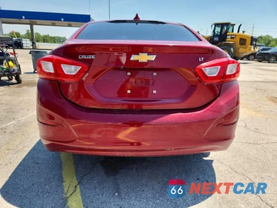 Zdjęcie 6 z 13 samochodu: 2017 CHEVROLET CRUZE LT VIN:1G1BE5SM3H7134262 - miniatura