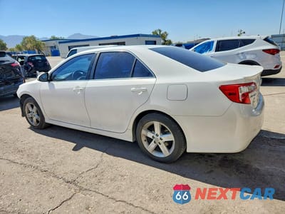 Drugie zdjęcie samochodu z przodu: 2014 TOYOTA CAMRY SE VIN:4T1BF1FK5EU735607 - miniatura