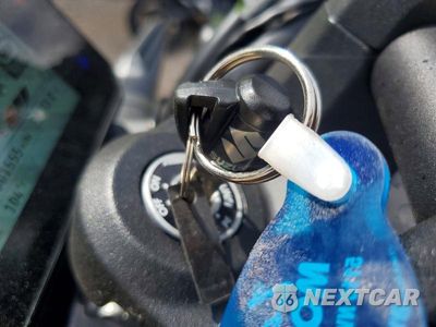 Zdjęcie 8 z 9 samochodu: 2024 SUZUKI GSX800 R VIN:JS1EM11BXR7100332 - miniatura