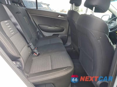 Zdjęcie 11 z 13 samochodu: 2017 KIA SPORTAGE LX VIN:KNDPMCAC5H7291885 - miniatura