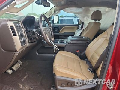 Zdjęcie 7 z 12 samochodu: 2019 GMC SIERRA K2500 DENALI VIN:1GT12SEY1KF200359 - miniatura