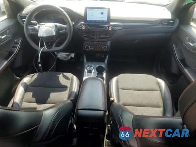 Zdjęcie 8 z 13 samochodu: 2025 FORD ESCAPE ST LINE SELECT VIN:1FMCU9NA9SUB21155 - miniatura