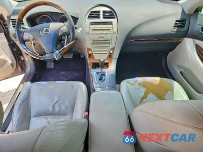 Zdjęcie 8 z 12 samochodu: 2012 LEXUS ES 350 VIN:JTHBK1EG4C2488097 - miniatura