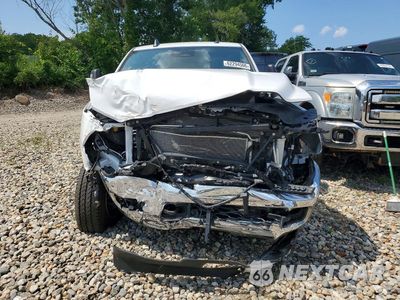 Piąte zdjęcie samochodu w środku: 2025 RAM 2500 BIG HORN VIN:3C63R5DL2SG544459 - miniatura