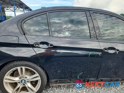 Zdjęcie 10 z 12 samochodu: 2013 BMW 328 I VIN:WBA3A5C50DF356740 - miniatura