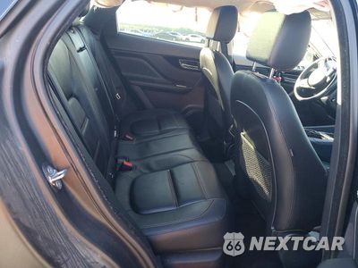 Zdjęcie 10 z 13 samochodu: 2017 JAGUAR F-PACE PRESTIGE VIN:SADCK2BV6HA498520 - miniatura