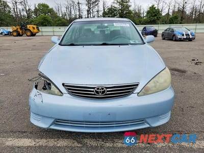 Piąte zdjęcie samochodu w środku: 2006 TOYOTA CAMRY LE VIN:4T1BE32K06U643083 - miniatura