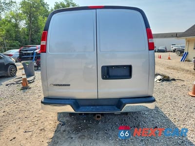 Zdjęcie 6 z 14 samochodu: 2019 CHEVROLET EXPRESS G3500 VIN:1GCZGHFG3K1142815 - miniatura