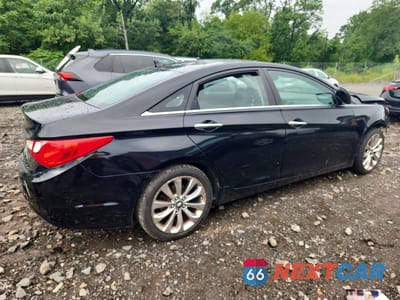 Trzecie zdjęcie samochodu z tyłu: 2011 HYUNDAI SONATA SE VIN:5NPEC4ACXBH060435 - miniatura