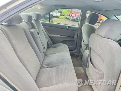 Zdjęcie 10 z 12 samochodu: 2006 TOYOTA CAMRY LE VIN:4T1BE32K86U673576 - miniatura