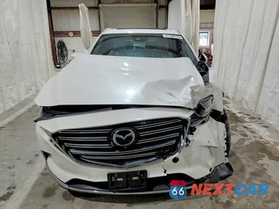 Piąte zdjęcie samochodu w środku: 2019 MAZDA CX-9 GRAND TOURING VIN:JM3TCBDY4K0322263 - miniatura