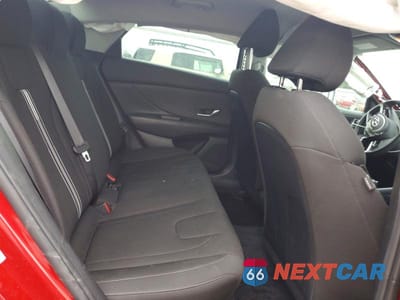 Zdjęcie 10 z 13 samochodu: 2023 HYUNDAI ELANTRA SEL VIN:KMHLM4AG5PU598332 - miniatura