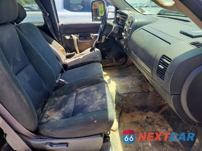Zdjęcie 7 z 13 samochodu: 2013 GMC SIERRA K2500 SLE VIN:1GT220CG1DZ323115 - miniatura