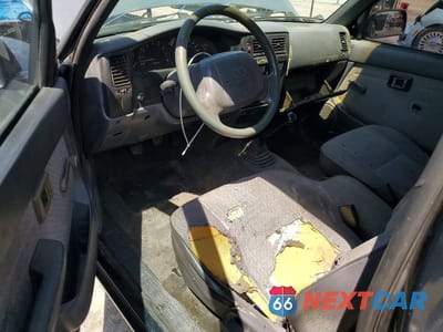 Zdjęcie 8 z 12 samochodu: 1996 TOYOTA TACOMA XTRACAB VIN:4TAVL52N4TZ145606 - miniatura
