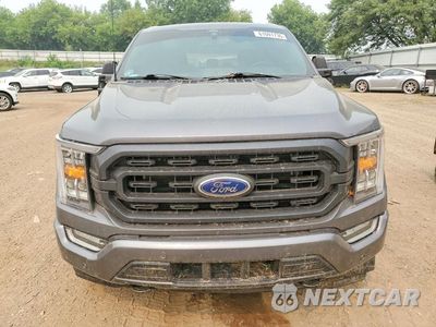 Piąte zdjęcie samochodu w środku: 2022 FORD F150 SUPERCREW VIN:1FTFW1E89NKD01245 - miniatura