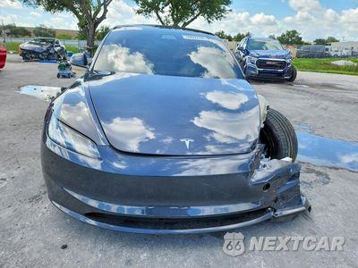 Piąte zdjęcie samochodu w środku: 2024 TESLA MODEL 3 VIN:5YJ3E1EA4RF740963 - miniatura