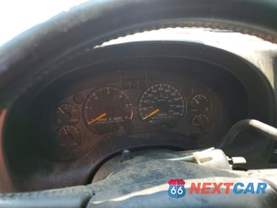 Zdjęcie 9 z 12 samochodu: 2001 CHEVROLET BLAZER VIN:1GNCT18WX1K163836 - miniatura