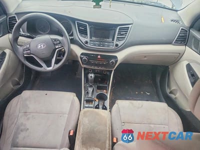 Zdjęcie 8 z 12 samochodu: 2016 HYUNDAI TUCSON LIMITED VIN:KM8J33A44GU139268 - miniatura