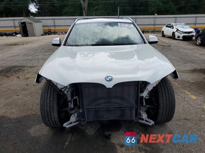 Piąte zdjęcie samochodu w środku: 2019 BMW X3 XDRIVE30I VIN:5UXTR9C5XKLR04811 - miniatura