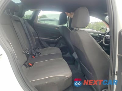 Zdjęcie 10 z 12 samochodu: 2026 VOLKSWAGEN JETTA SPORT VIN:3VWBW7BU8TM004991 - miniatura