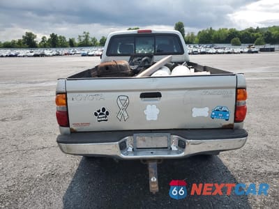 Zdjęcie 6 z 12 samochodu: 2001 TOYOTA TACOMA BASE VIN:5TEWM72N21Z823661 - miniatura