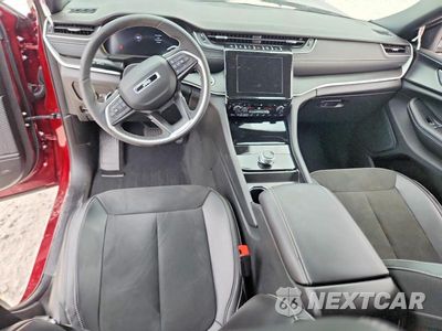 Zdjęcie 8 z 14 samochodu: 2025 JEEP GRAND CHEROKEE LAREDO VIN:1C4RJHAG4S8781186 - miniatura