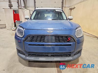 Piąte zdjęcie samochodu w środku: 2025 MINI COUNTRYMAN S ALL4 VIN:WMZ23GA08S7T57654 - miniatura