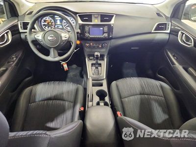 Zdjęcie 8 z 12 samochodu: 2017 NISSAN SENTRA SV VIN:3N1AB7AP6HY389511 - miniatura