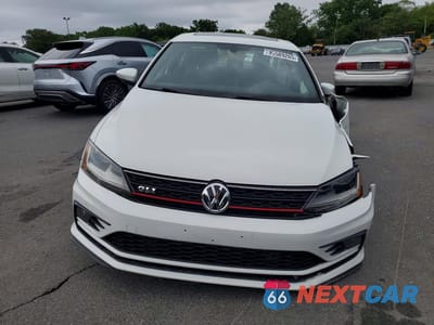 Piąte zdjęcie samochodu w środku: 2018 VOLKSWAGEN JETTA GLI VIN:3VW4T7AJ3JM223993 - miniatura