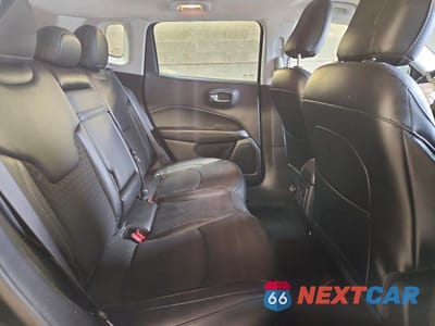 Zdjęcie 11 z 13 samochodu: 2020 JEEP COMPASS LATITUDE VIN:3C4NJDBBXLT129928 - miniatura