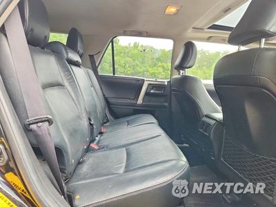 Zdjęcie 11 z 13 samochodu: 2015 TOYOTA 4RUNNER LIMITED VIN:JTEBU5JRXF5274501 - miniatura