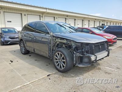 Czwarte zdjęcie samochodu z boku: 2019 AUDI Q7 PREMIUM PLUS VIN:WA1LAAF79KD002873 - miniatura