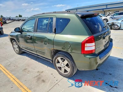 Drugie zdjęcie samochodu z przodu: 2008 JEEP COMPASS SPORT VIN:1J8FF47W98D534136 - miniatura