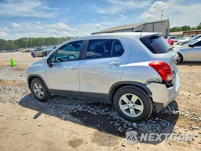 Drugie zdjęcie samochodu z przodu: 2020 CHEVROLET TRAX LS VIN:3GNCJKSB7LL121255 - miniatura