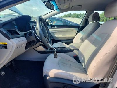 Zdjęcie 7 z 12 samochodu: 2016 HYUNDAI SONATA SPORT VIN:5NPE34AF4GH284611 - miniatura
