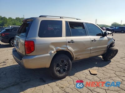 Trzecie zdjęcie samochodu z tyłu: 2004 HONDA PILOT EX VIN:2HKYF18404H623951 - miniatura