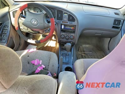 Zdjęcie 8 z 12 samochodu: 2005 HYUNDAI ELANTRA GLS VIN:KMHDN46D95U955220 - miniatura