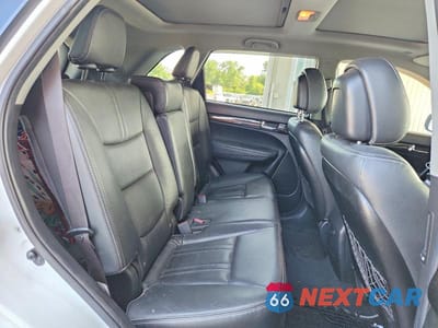 Zdjęcie 11 z 13 samochodu: 2012 KIA SORENTO EX VIN:5XYKUDA25CG244746 - miniatura