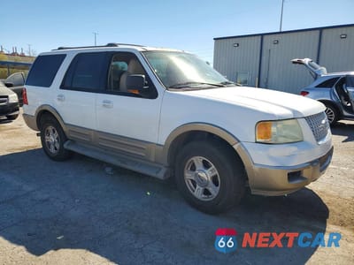 Czwarte zdjęcie samochodu z boku: 2004 FORD EXPEDITION EDDIE BAUER VIN:1FMPU17L24LB18429 - miniatura